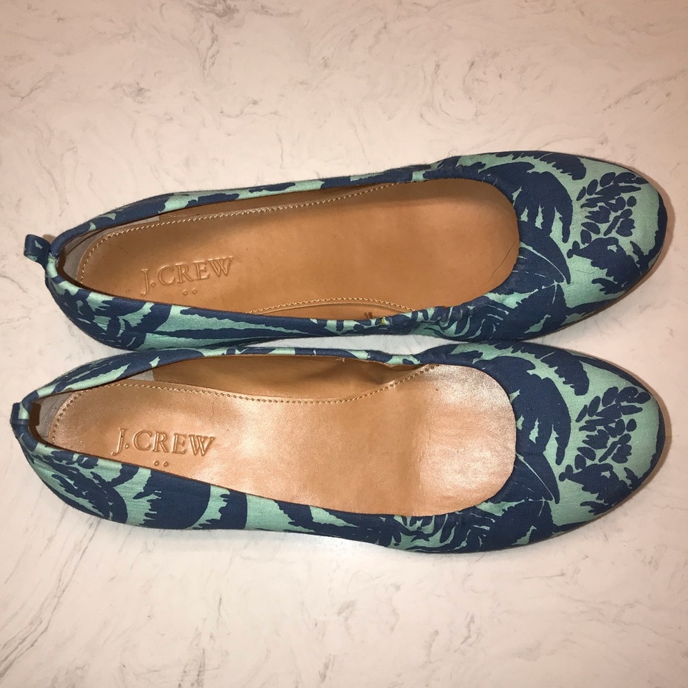 {j.crew} Anya Hawaiian Palm ballet flat size 6 1/2